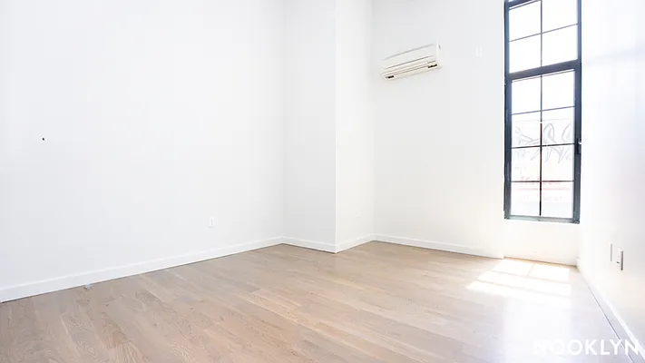 Rented by Nooklyn NYC LLC | media 34