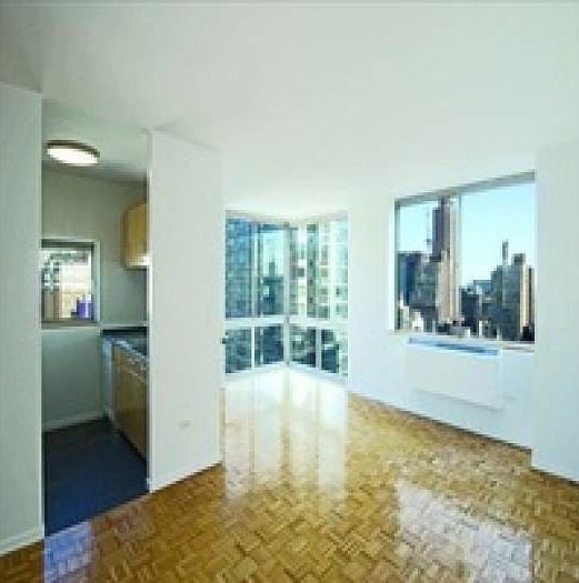 1st image of 888 6th Ave