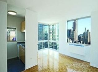 888 6th Ave, New York, NY 10001