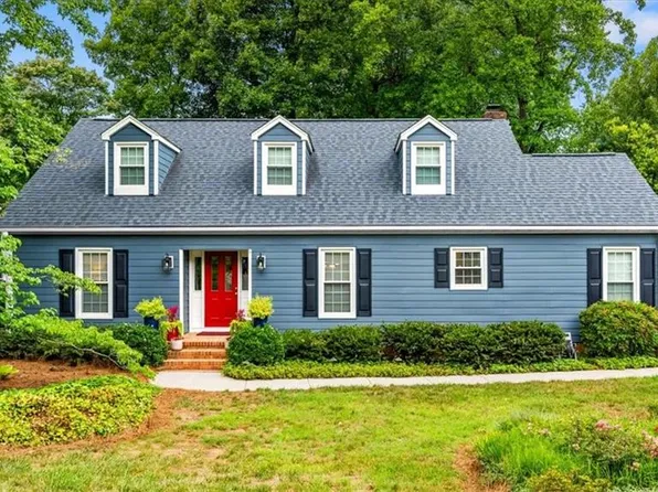 1603 Swannanoa Dr, Greensboro, NC 27410