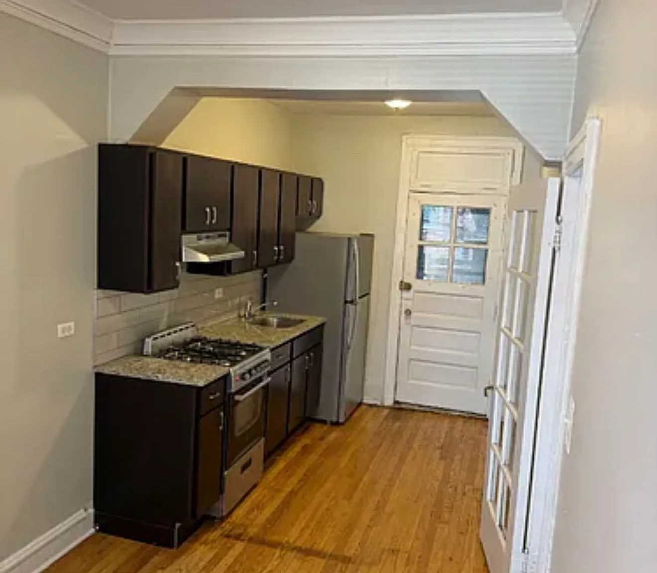 Studio, 575 sqft, $1,250 — Photo 1