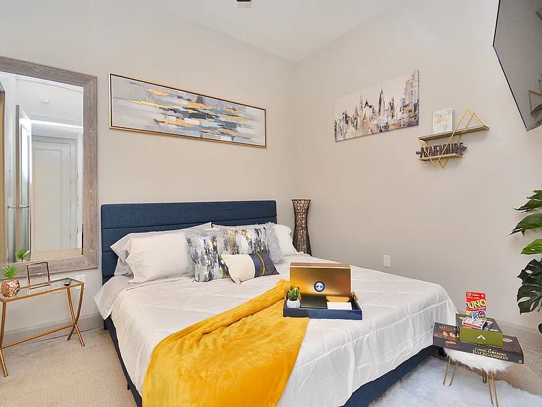 9789 Katy Fwy #1408 — Photo 2