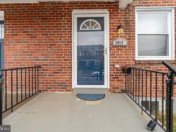 3rd image of 3812 Flowerton Rd