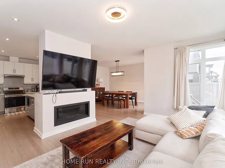 250 Soprano Ave — Photo 14