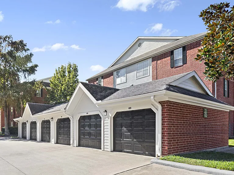 Camden Sugar Grove — Photo 12