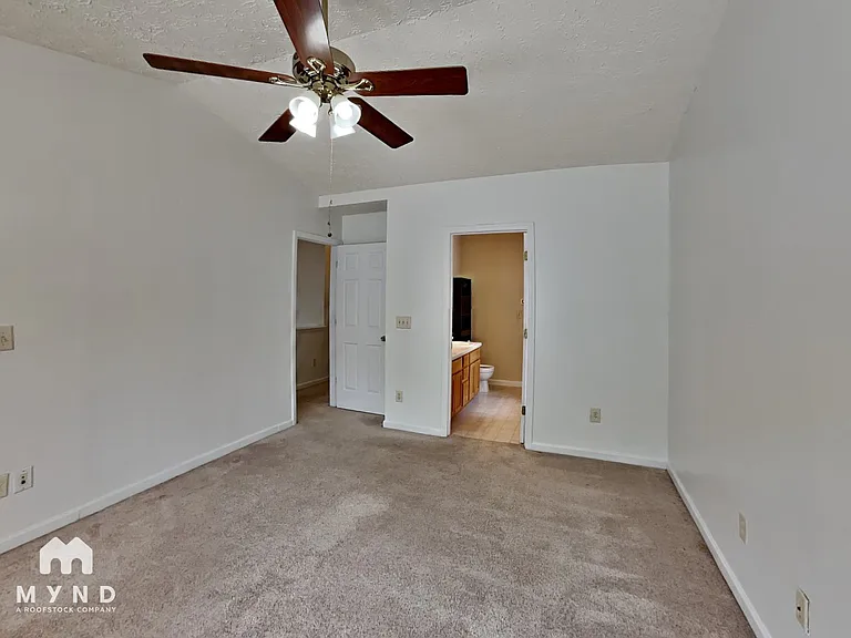 7021 Jeffreys Creek Ln — Photo 11