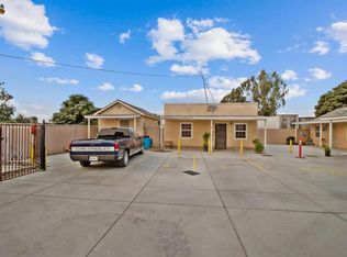 1302 Avenue 392 APT 3, Kingsburg, CA