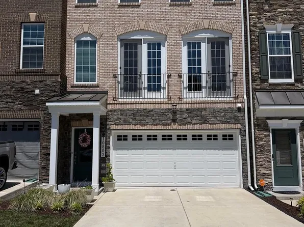 10802 Foxtrot Cir, Upper Marlboro, MD 20772