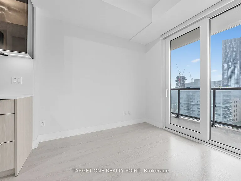 308 Jarvis St #3105 — Photo 16