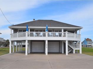 2275 Trinidad Dr, Crystal Beach, TX 77650