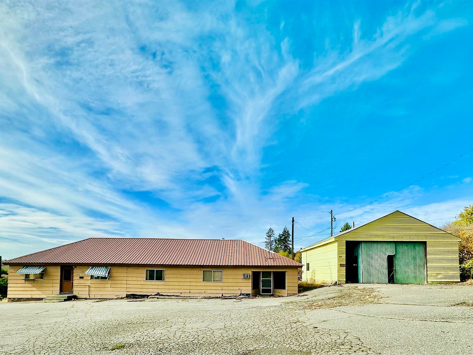 521 N Broadway St, Tekoa, WA 99033 MLS 202324171 Zillow