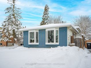 57 Valleyview Cres, Bradford West Gwillimbury, ON L3Z 1S8