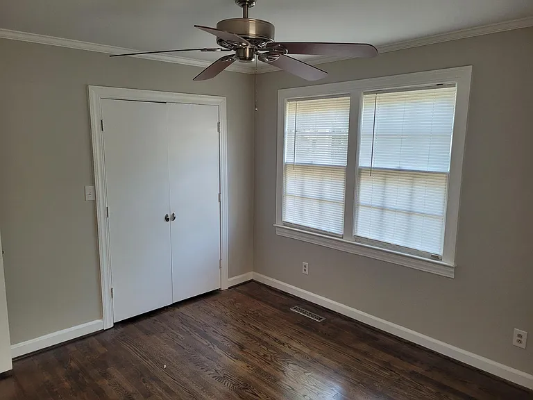 910 Edwards Ave — Photo 20