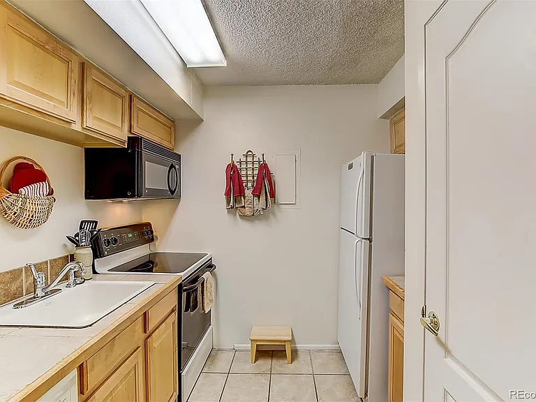 1020 15th St #22D — Photo 5