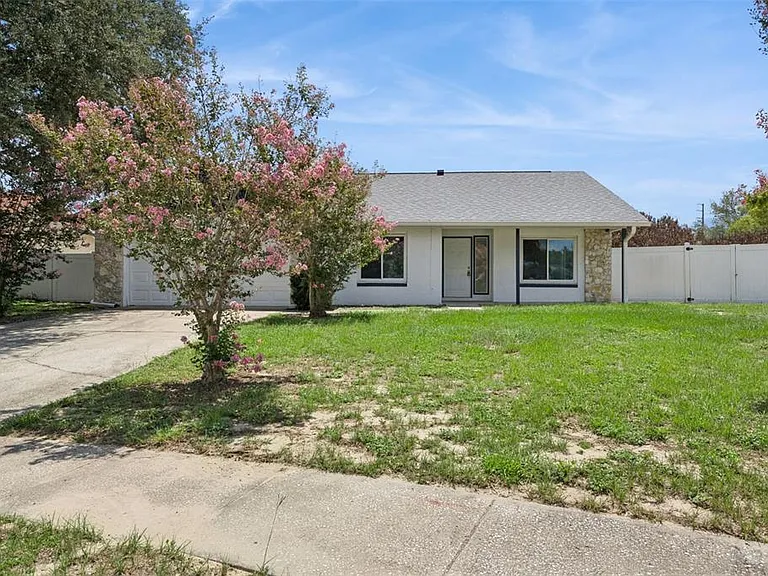 1431 Sackett Cir — Photo 1