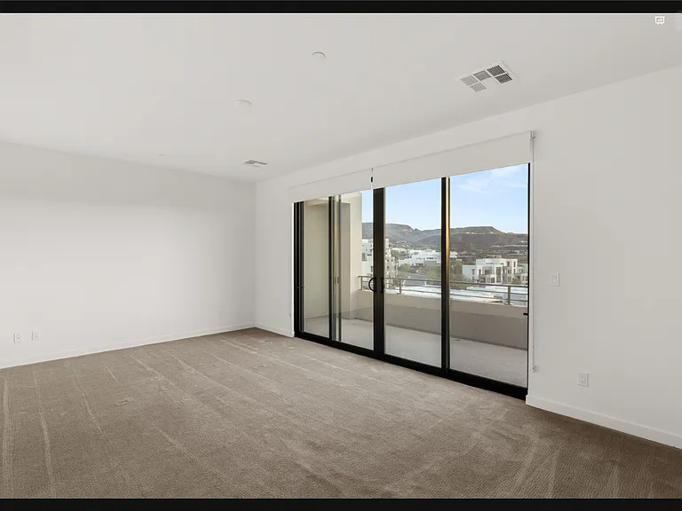 350 Solitude Peak Ln — Photo 19