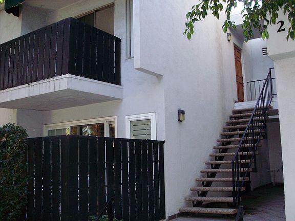 2nd image of 18645 Hatteras St Unit 213