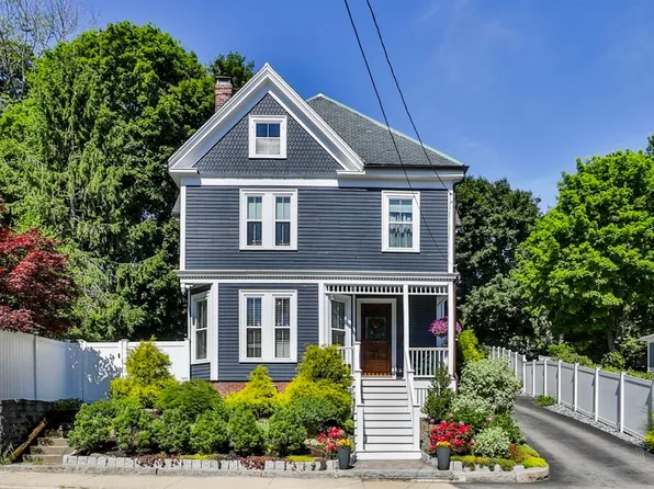 60 Market St, Amesbury, MA 01913