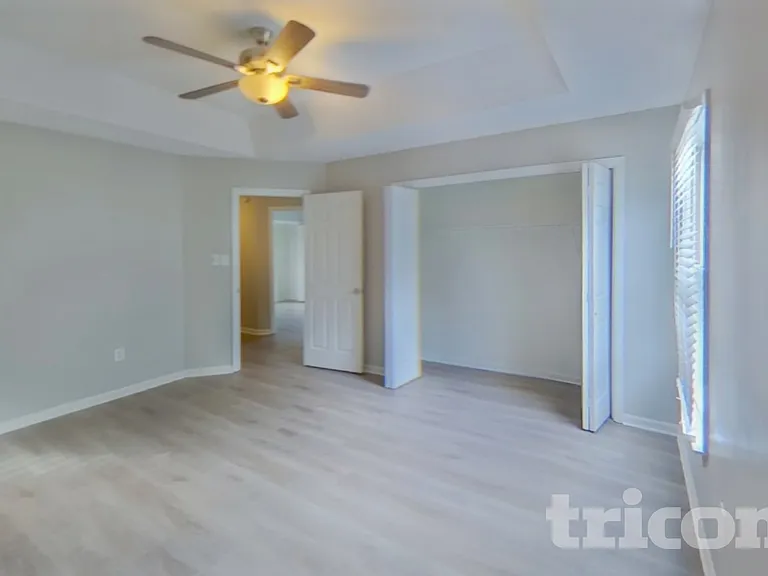 113 Cobblestone Ct — Photo 9