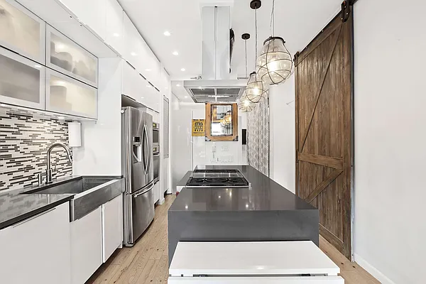 Rented by Compass | media 3