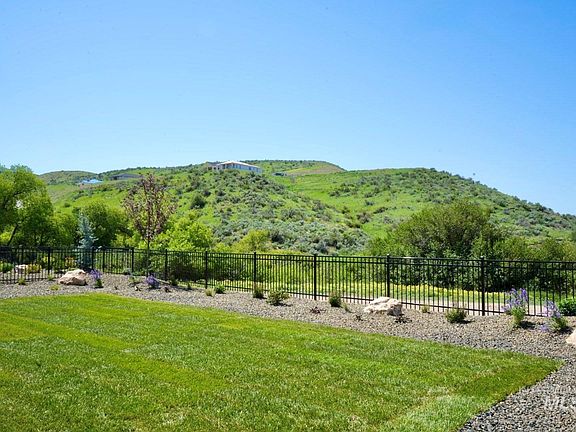 2nd image of 6725 S Kirsten Way #929