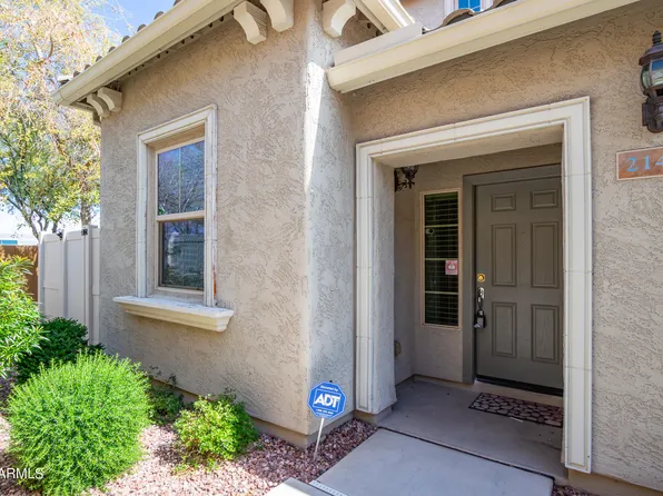 2146 W SCULLY Drive, Phoenix, AZ 85023