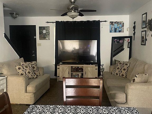 5th image of 2129 Whittier Dr