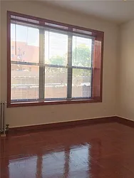 Rented by R New York