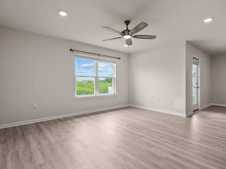 6416 Bellavia Ln — Photo 27