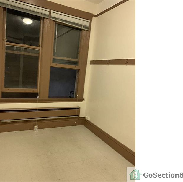 1st image of 870 Clay St APT 104