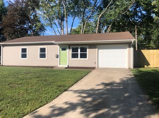 4 California Ct, Urbana, IL