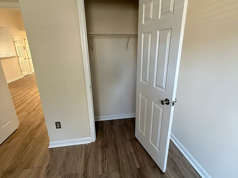 Guest Closet 3