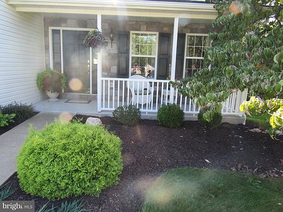 5th image of 1214 Stonehenge Dr