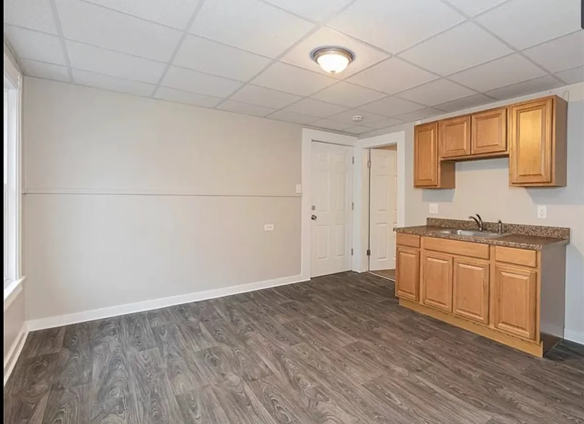 Building Photo - 29 Bloomfield St #2