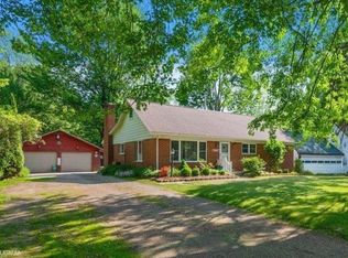 9341 Short Cut Rd, Ira, MI 48023