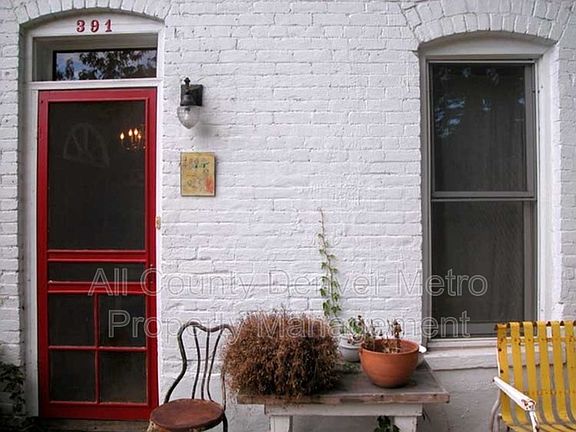 3rd image of 391 N Emerson St