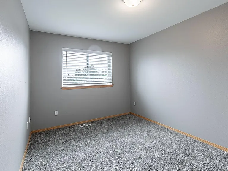 11325 22nd St SE — Photo 27