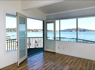 52 Bulkley Ave APT 2, Sausalito, CA 94965