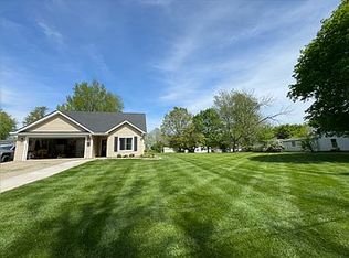 320 College St, Greenville, KY 42345