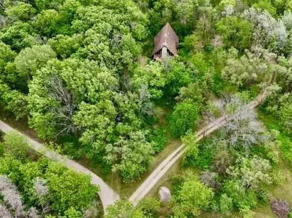 W1275 South Shore DRIVE, Palmyra, WI 53156