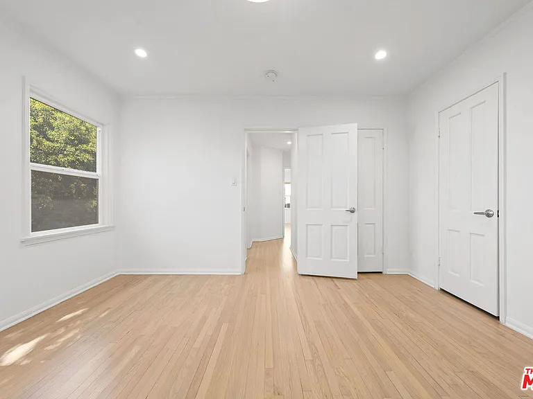 11345 Cashmere St — Photo 24