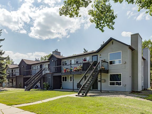 2nd image of 3102 Edinburgh Dr #112