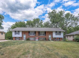 6494 Blue Ridge Blvd, Raytown, MO 64133