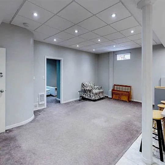 56 Scarbell Dr #Basement photo 1