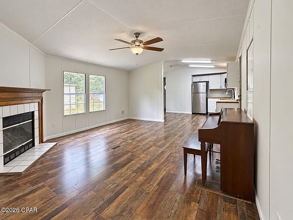 5th image of 3216 Boone Dr