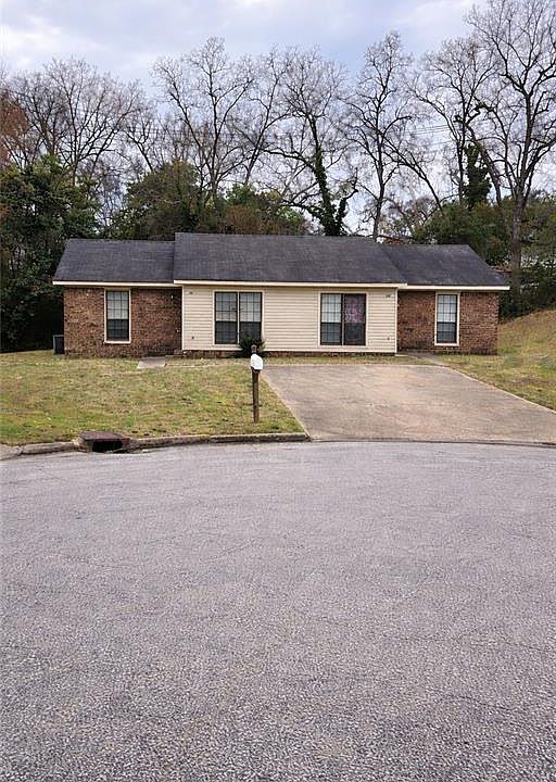 1st image of 808 & Shanna Ct