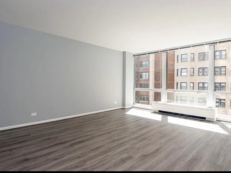 2400 N Lakeview Ave #709 — Photo 5