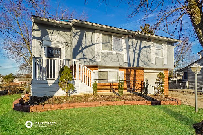 1st image of 2597 Caralee Pl