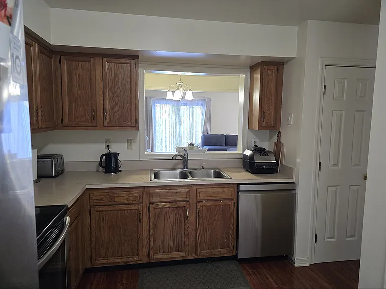 8703 Hermitage Trace Ct — Photo 10