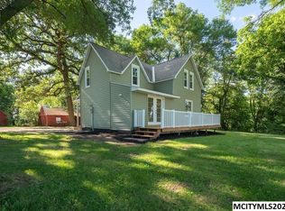1320 S Lake St, Lake Mills, IA 50450